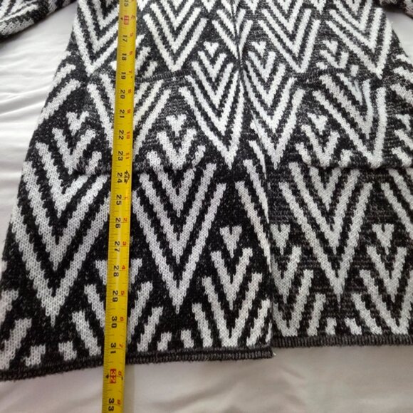 Papillon Hooded Geometric Open Front Coatigan Black White S/M - Picture 8 of 8